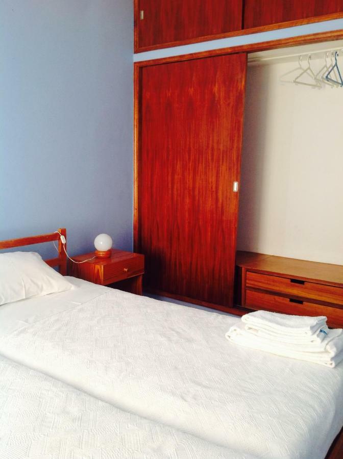 Pensao Algarve Bed & Breakfast Сао Брас де Алпортел Екстериор снимка